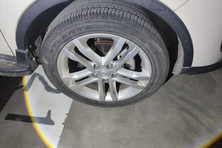 Used CHANGAN CS35 2015 1.6L Automatic Luxury Model China IV Standard
