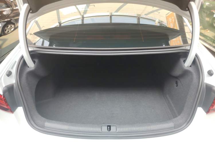 Used Audi A3 2020 Restyled Limousine 35 TFSI Ambition Version China VI
