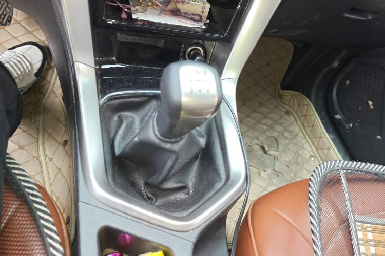 Used Venucia T70 2016 1.6L Manual Ruixing Edition