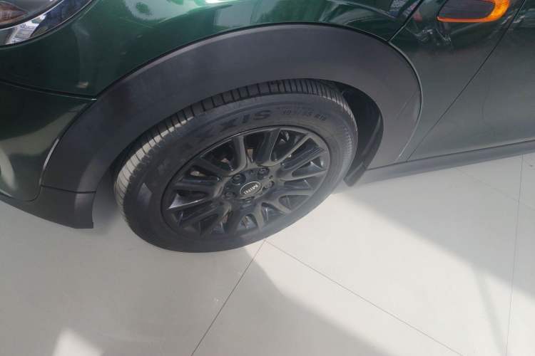 Used MINI 2016 1.5T COOPER Left Front Wheel Hub