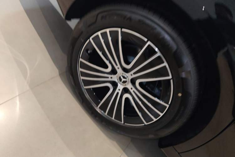 Used Mercedes-Benz E-Class 2026 E 260 L Classic Edition