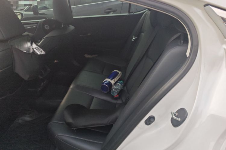 Used Lexus ES 2021 200 Excellence Edition
