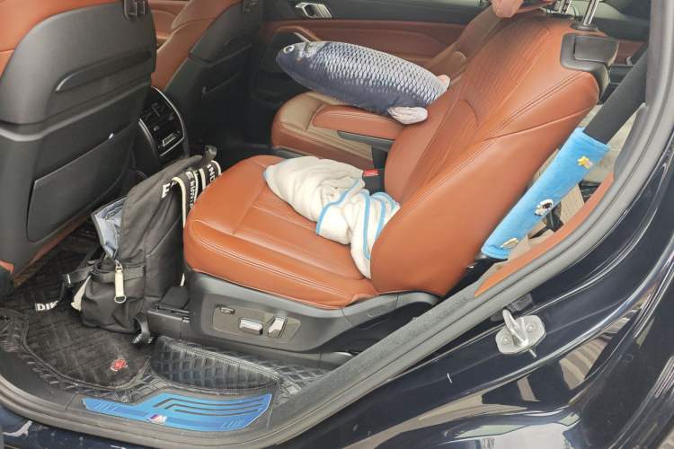 Used BMW X7 2020 xDrive40i Luxury M Sport Package
