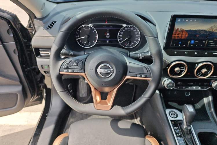 Used Nissan Sylphy 2023 1.6L CVT Black Gold Edition Steering Wheel
