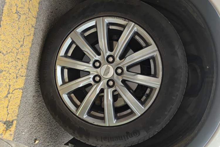 Used Cadillac XT4 2018 28T Two-Wheel-Drive Luxury Model