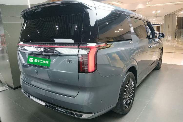 Used Zeekr 009 2024 Six-Seat Executive Version 4WD 108 kWh