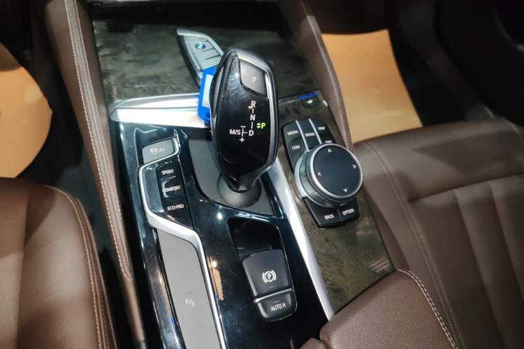 Used BMW 5 Series 2020 525Li M Sport Package
