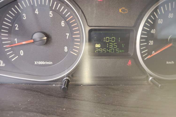 Used JAC Group Refine 2011 2.4L Government Procurement Version Manual Luxury Trim
