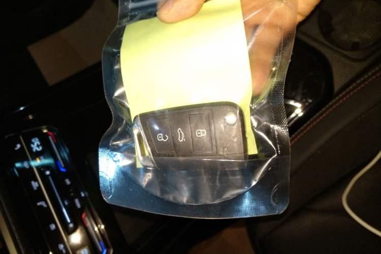 Used Volkswagen Tayron 2020 330TSI Two-Wheel Drive Luxury Smart Connectivity Version
