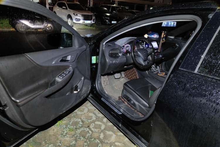 Used Chevrolet Malibu XL 2019 Redline 550T Automatic RuiLian Edition Driver Seat