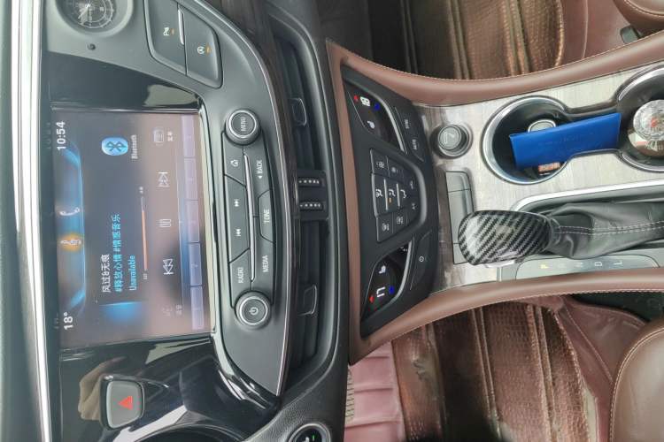 Used Buick Envision 2016 20T Two-Wheel-Drive Elite Model Audio And AC Panel