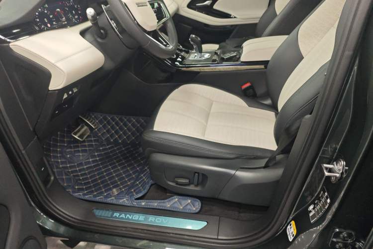 Used Land Rover Range Rover Evoque 2021 Range Rover Velar L 249PS R-Dynamic First Edition