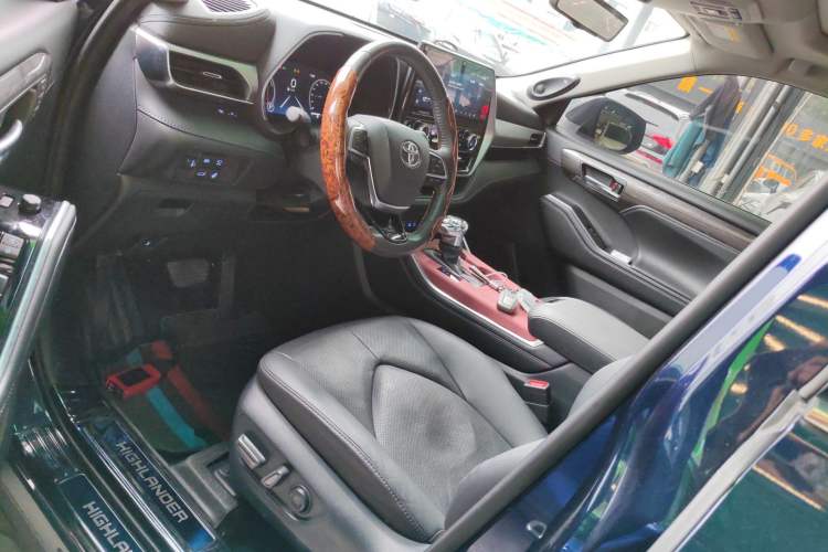 Used Toyota Highlander 2022 Dual-Engine 2.5L Four-Wheel Drive Supreme Edition 7-Seater