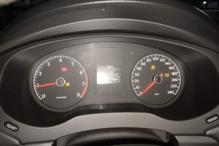 Used Volkswagen Sagitar 2014 Revised Version 1.6L Manual Comfort Edition
