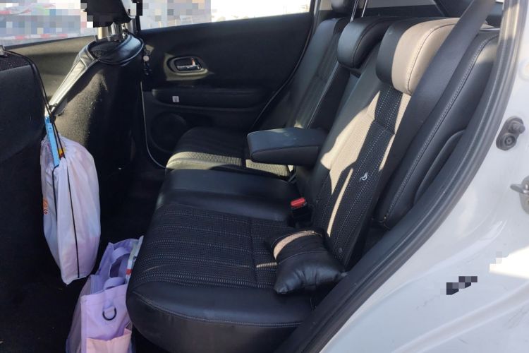 Used Honda Vezel 2016 1.8L CVT Front-Wheel Drive Pioneer Edition