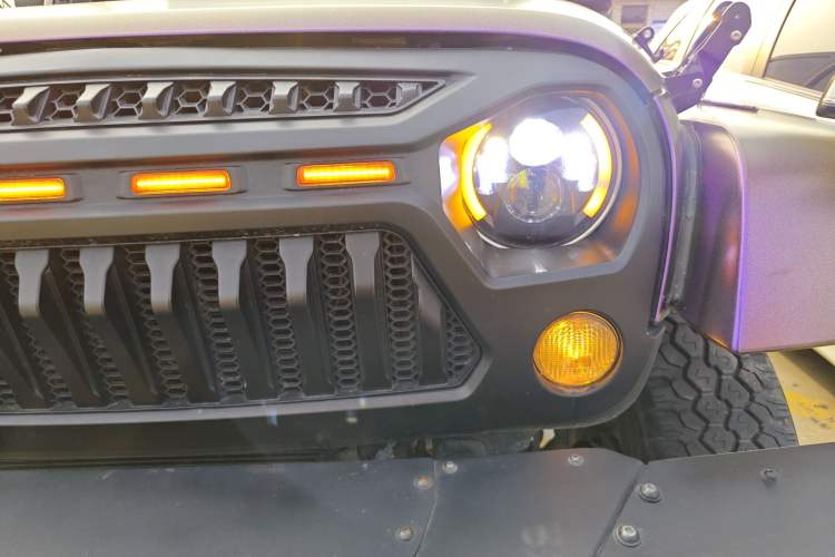 Used Jeep Wrangler 2014 3.0L Sahara Four-Door Edition
