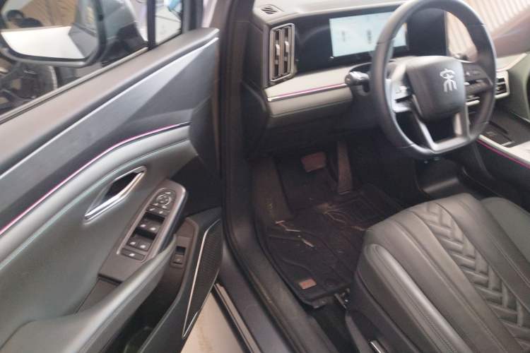 Used BYD Song L DM-i 2025 Intelligent Driving Version 160 km Excellence Edition
