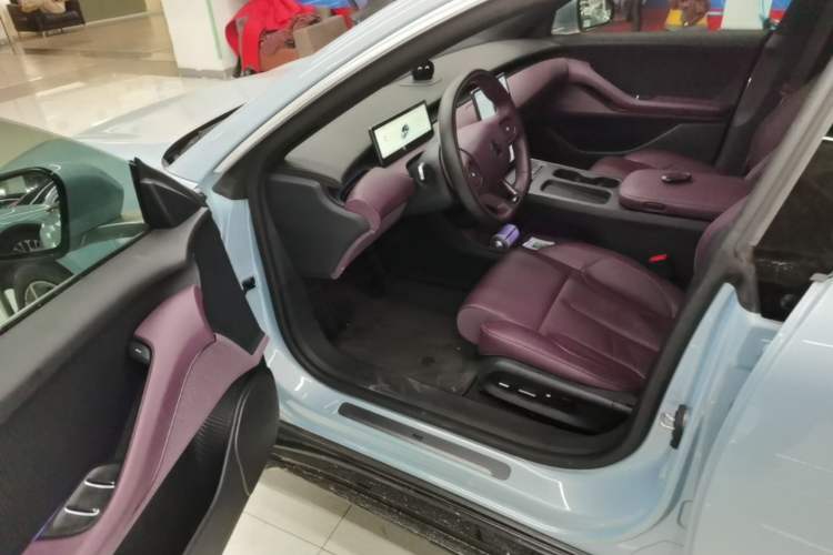 Used Nio ET5T 2023 75 kWh Touring