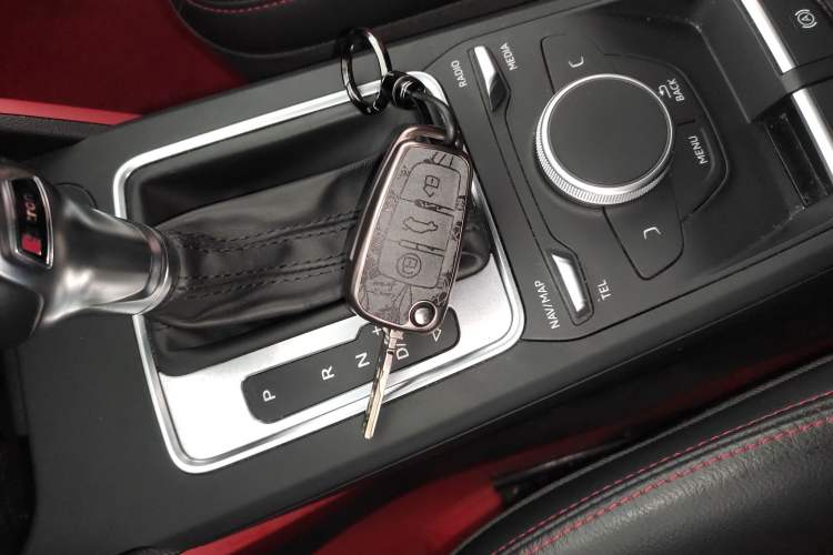 Used Audi Q2L 2018 35 TFSI Fashion Dynamic Version China VI Emission Standard
