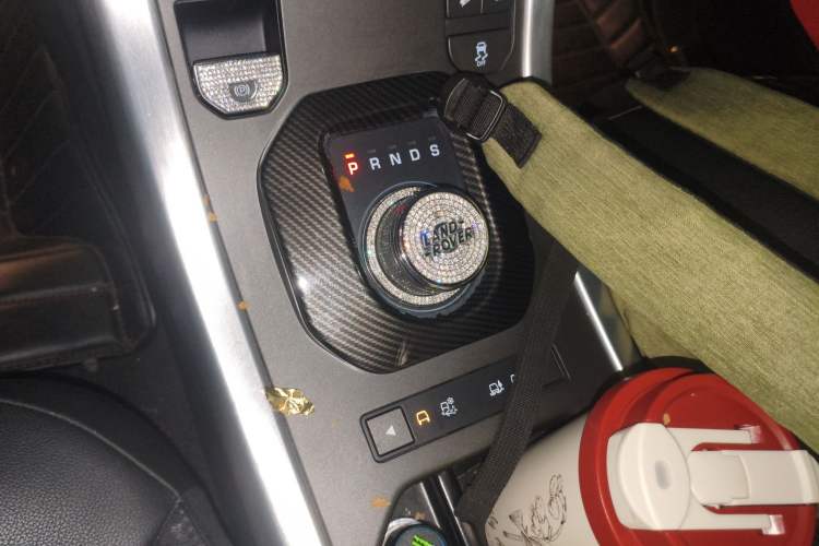 Used Land Rover Range Rover Evoque 2018 240 PS SE Smart Brilliance Edition
