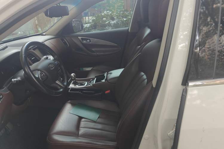 Used Infiniti QX50 2015 2.5L Enjoyment Edition Left Front Seat