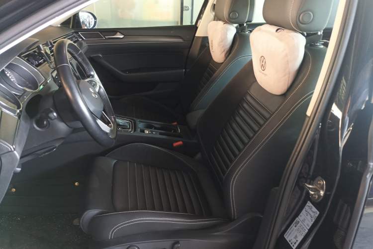 Used Volkswagen Magotan 2020 280TSI DSG Leading Edition
