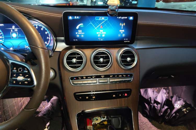 Used Mercedes-Benz GLC 2021 GLC 300 L 4MATIC Dynamic Model