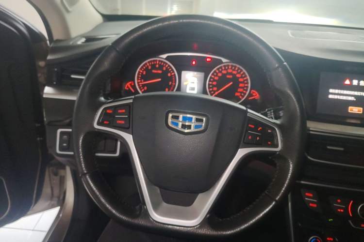Used Geely Auto Emgrand GT 2015 1.8T Premium Model Steering Wheel