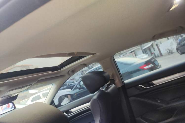 Used Honda Accord 2018 260TURBO Luxury Edition China V Emission Standard Headliner