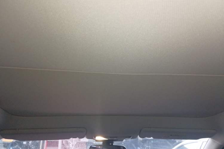 Used Venucia V DD-i 2023 110 km iE Version
