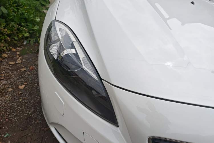 Used Volvo V40 2015 1.6T Zhiyi Edition
