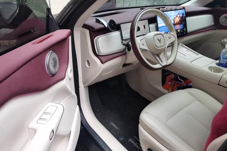 Used VOYAH COURAGE 2025 Model Rear-Drive Qiankun Edition