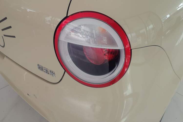 Used CHANGAN NEVO Lumin 2023 301km Honey Dew Edition Right Rear Taillight