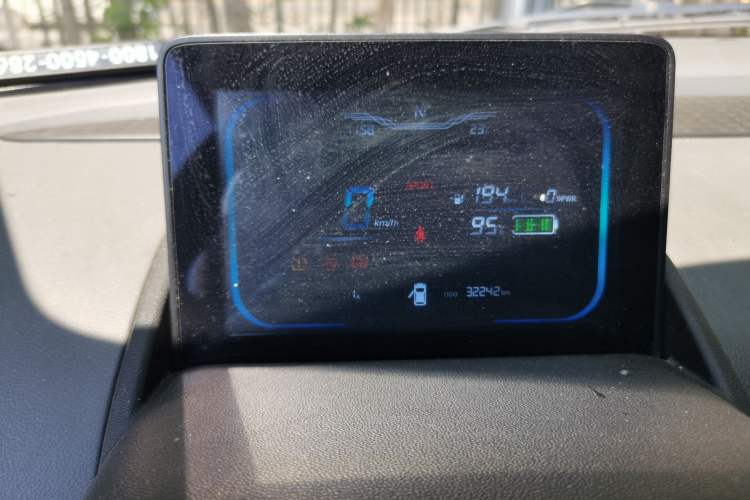 Used CHANGAN NEVO Lumin 2023 205km Xiangqin Version
