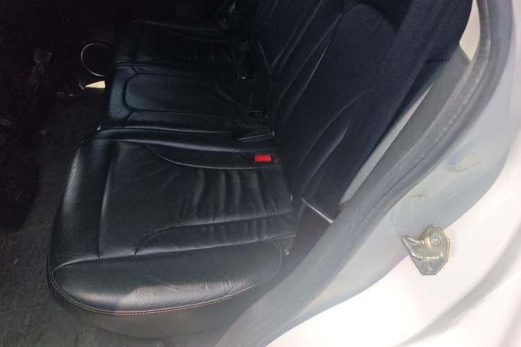 Used Haval H6 2013 Sports Edition 1.5T Manual Two-Wheel Drive Elite Model