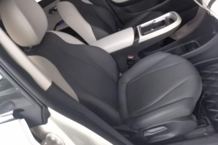 Used Dongfeng NAMMI 01 2024 Co-Creation Edition – Co-Creation WE Version
