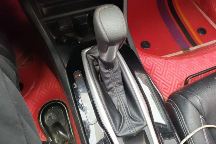 Used Honda Crider 2019 180 Turbo CVT Comfort Version China VI Gear Lever