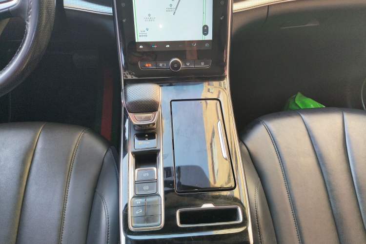 Used Roewe RX5 MAX 2019 300TGI Automatic 4G Connect Luxury Edition
