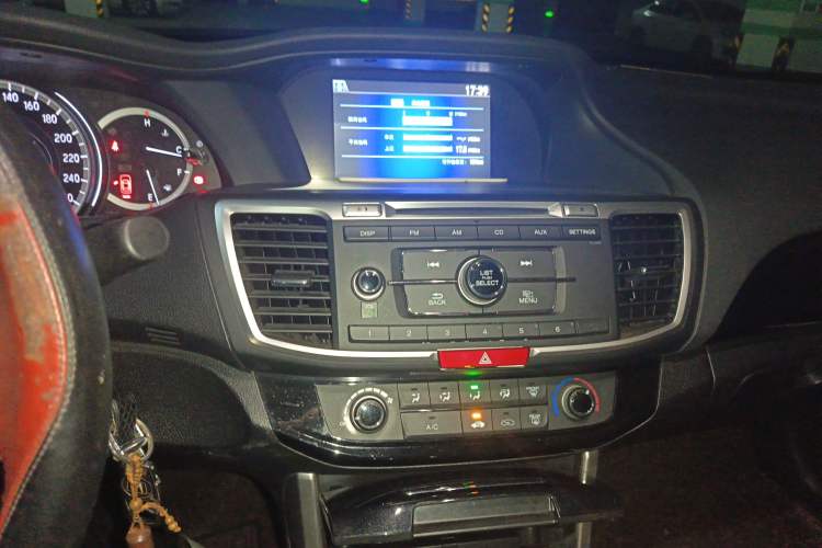 Used Honda Accord 2016 2.0L Comfort Edition Audio And AC Panel