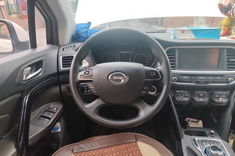 Used GAC Group Qizhi PHEV 2018 1.5L Smart Connect Luxury Edition Steering Wheel