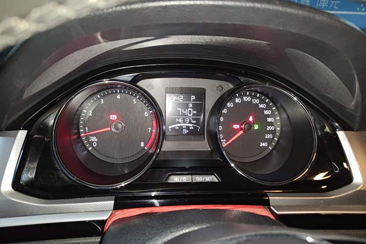 Used Volkswagen Bora 2018 1.5L Automatic Comfort Model Instrument Cluster