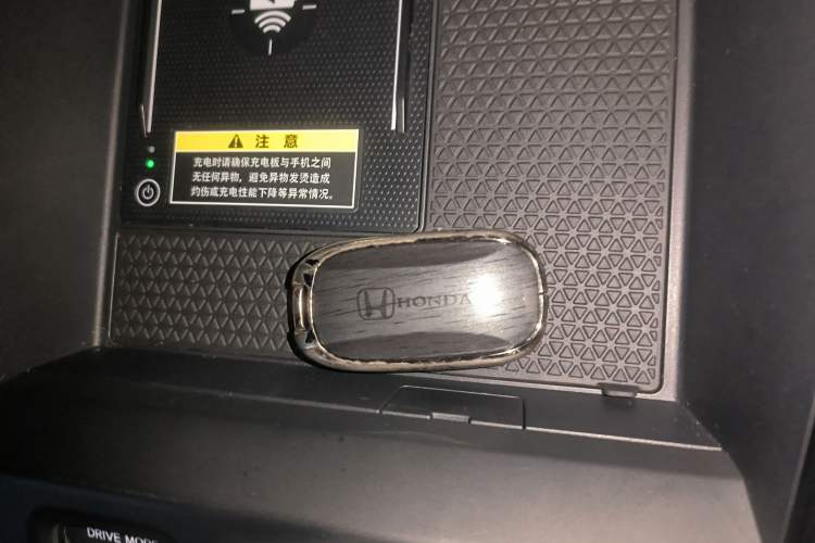 Used Honda CR-V 2023 240TURBO Two-Wheel-Drive Luxury Version 5 Seats Vehicle Key