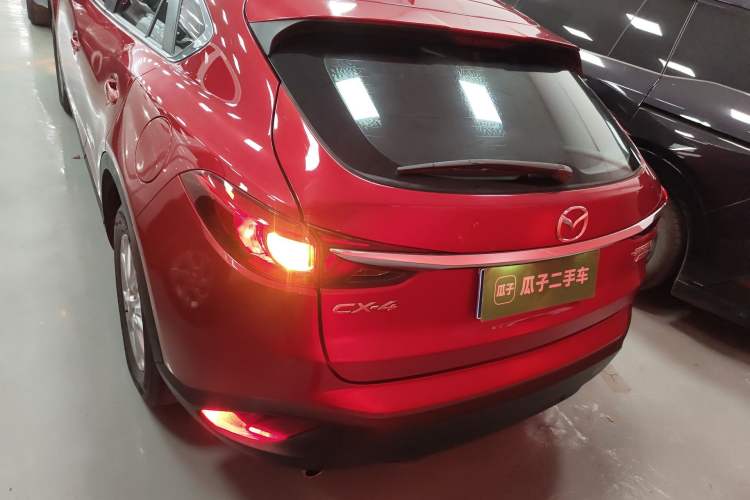 Used Mazda CX-4 2018 2.0L Automatic Two-Wheel Drive Blue Sky Dynamic Version China V Standard
