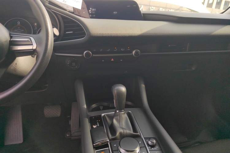 Used Mazda 3 Axela 2021 2.0L Automatic Zhiqing Edition
