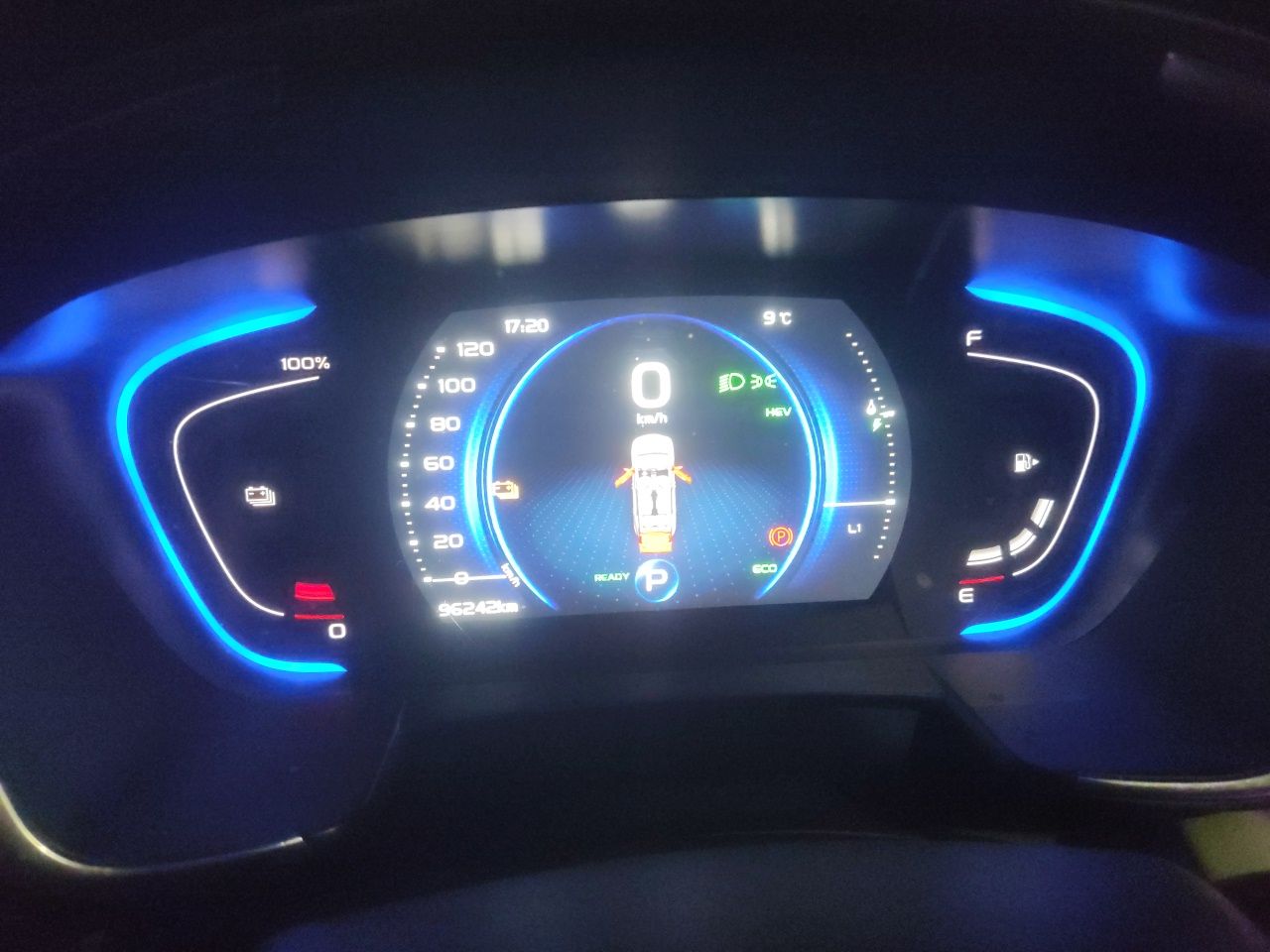 Geely Auto Jiajie New Energy 2022 1.5TD PHEV Platinum Luxury Edition — снимка 11