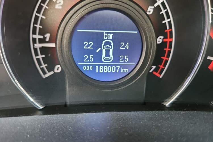 Used Great Wall C50 2014 Upgraded Model 1.5T Manual Elite Version Odometer Close Up