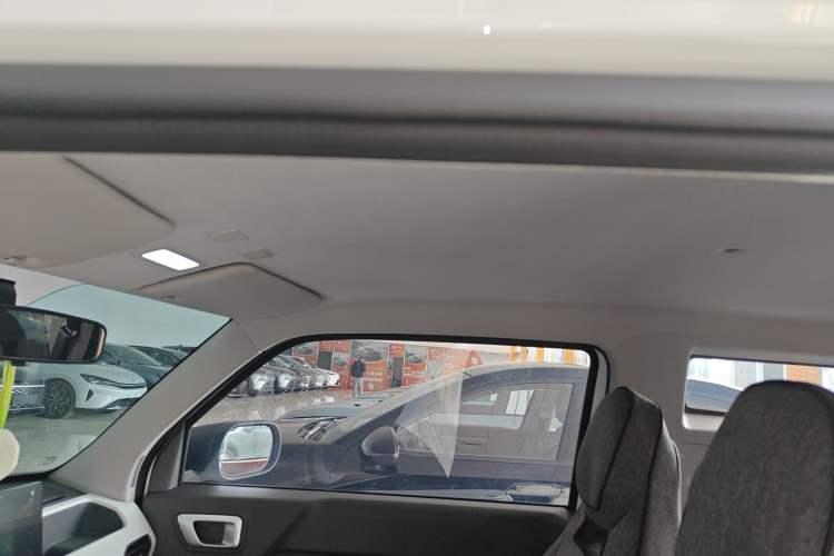 Used Geely Galaxy Panda 2024 Panda Mini 200km Endurance Bear