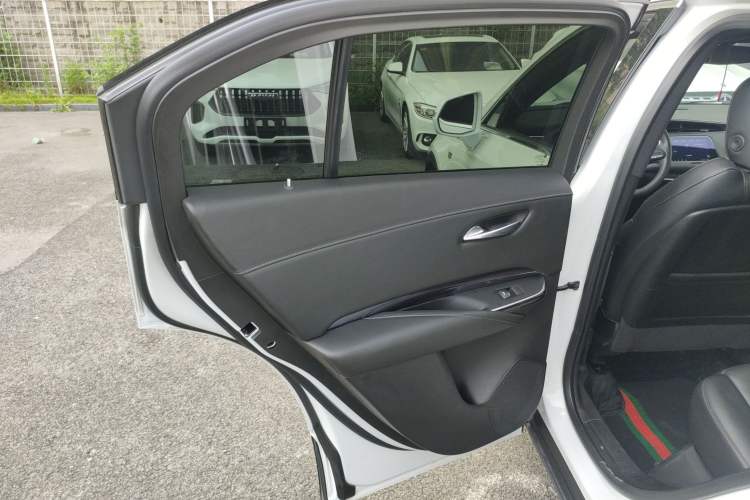 Used Cadillac XT4 2022 28T Two-Wheel Drive Fashion Edition