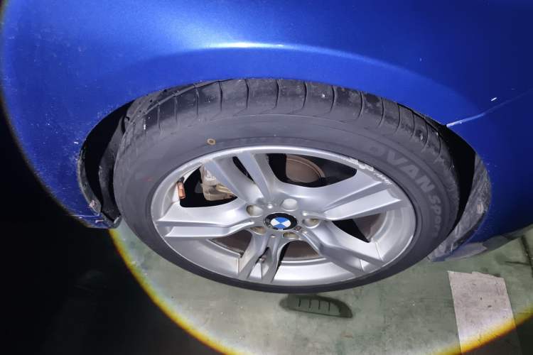 Used BMW 3 Series 2018 320Li Leading Model M Sport Package Right Front Wheel Hub