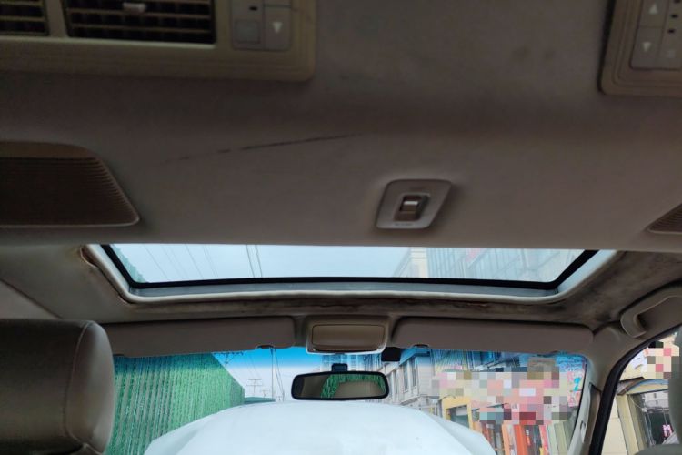 Used Jinbei Grace 2010 2.7L 3rd Generation Yu Ling Luxury Version Long Wheelbase 9-Seater Equipped with 2TR Engine